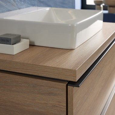 Geberit ONE lay-on washbasin with Geberit iCon cabinet