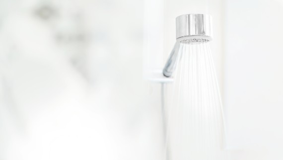 Safe showering with clean drinking water Safe showering with clean drinking water