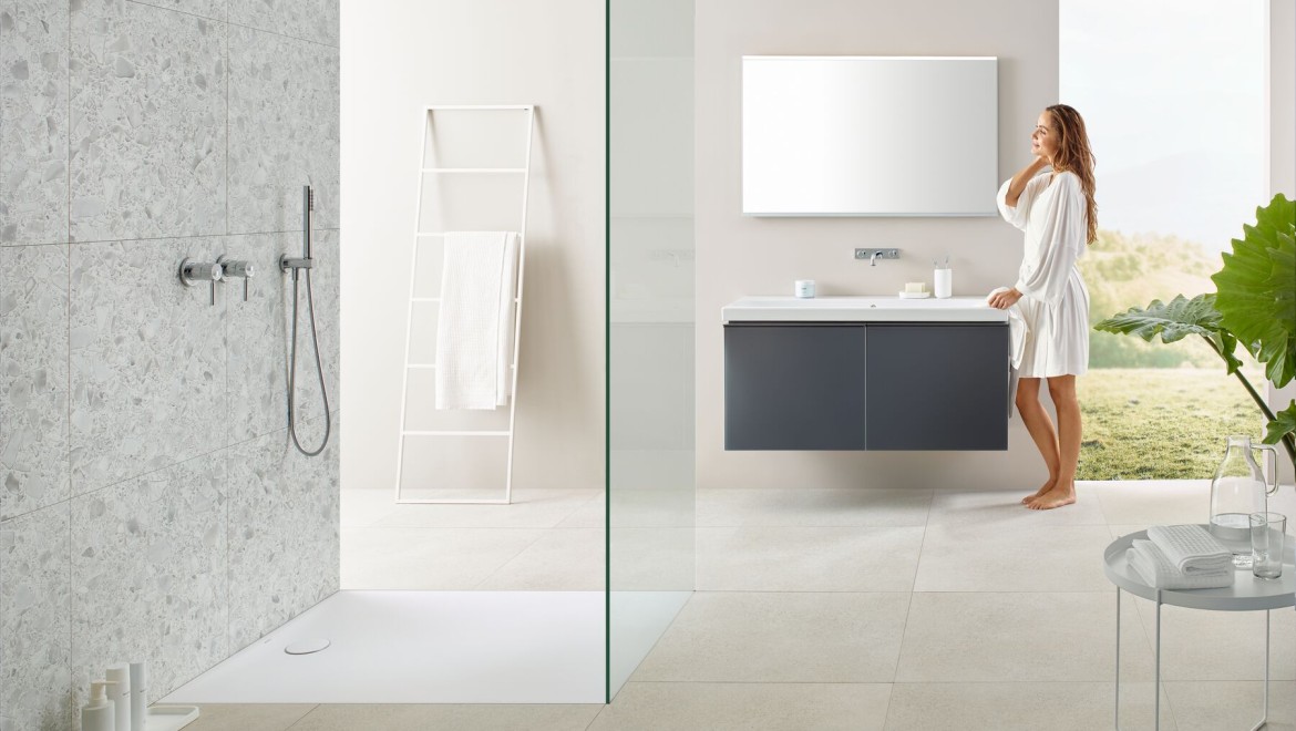 Geberit Olona shower surface