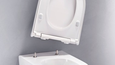 Geberit ONE WC with removable lid and seat ring