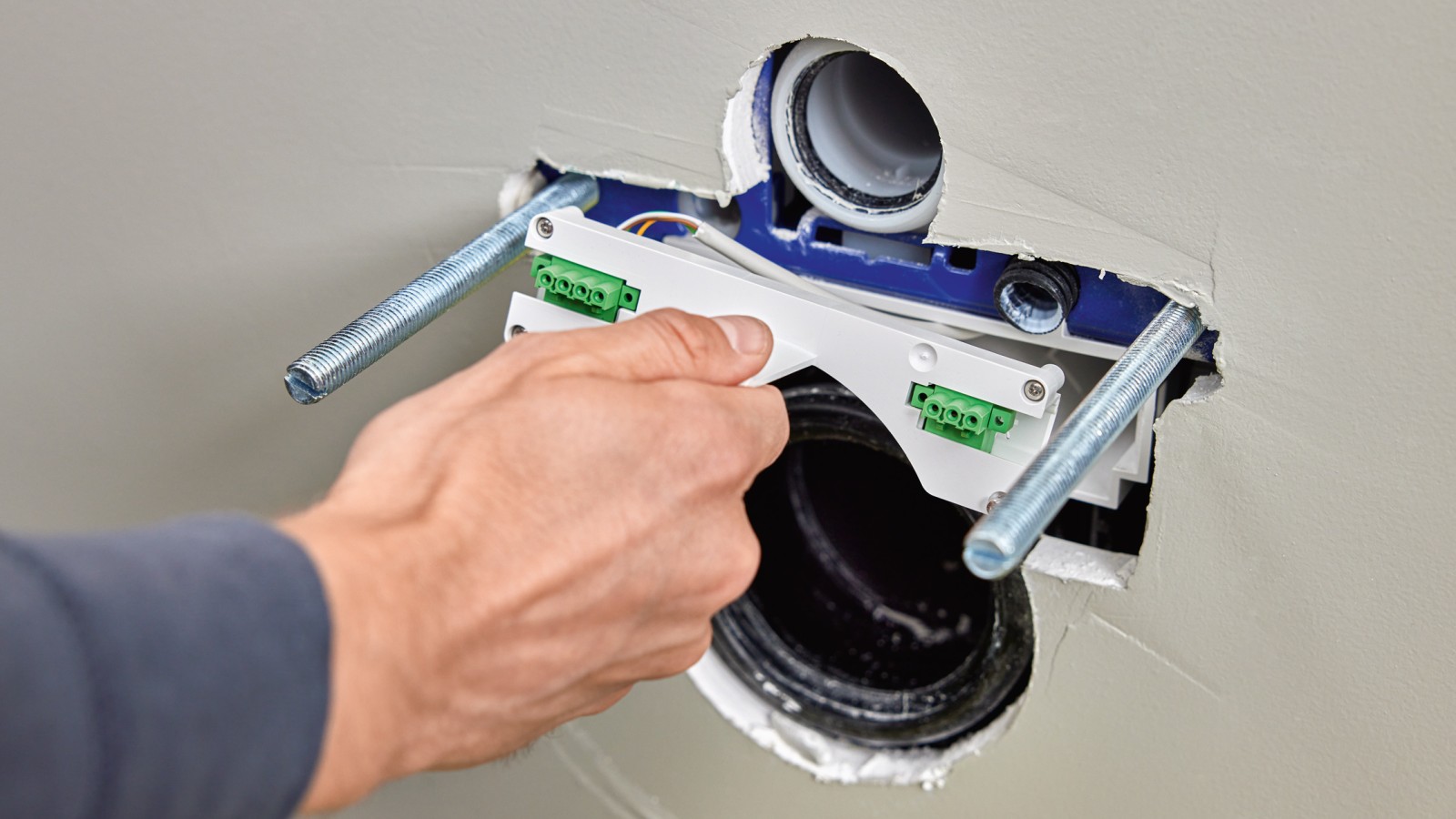 Montage des GEBUS Konverters für WC-Steuerungen Montage des GEBUS Konverters für WC-Steuerungen