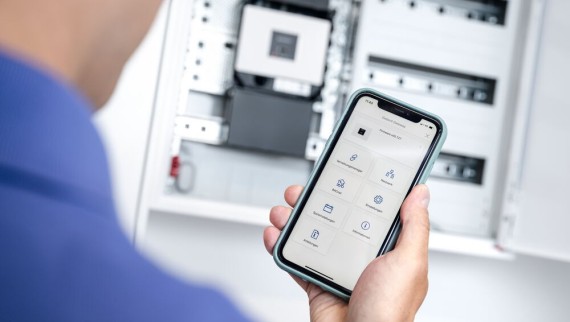 Operation of all hygiene flush units via the Geberit Control app on the Geberit Gateway